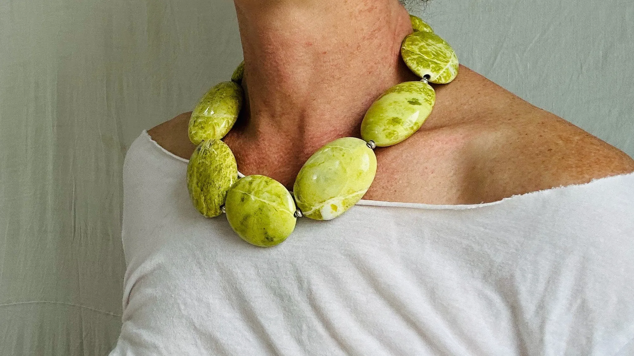 Large Serpentine Necklace. Sterling Silver. 2466